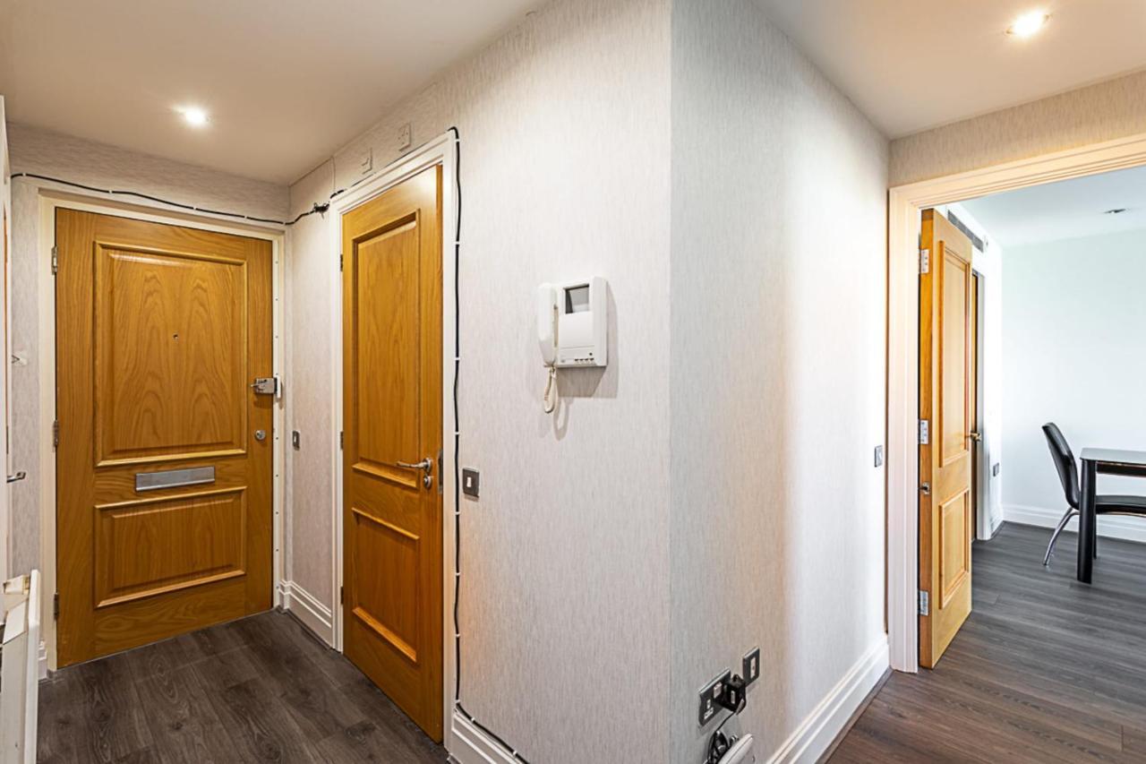 Convenient Urban Pad In Paddington Apartment Лондон Екстериор снимка